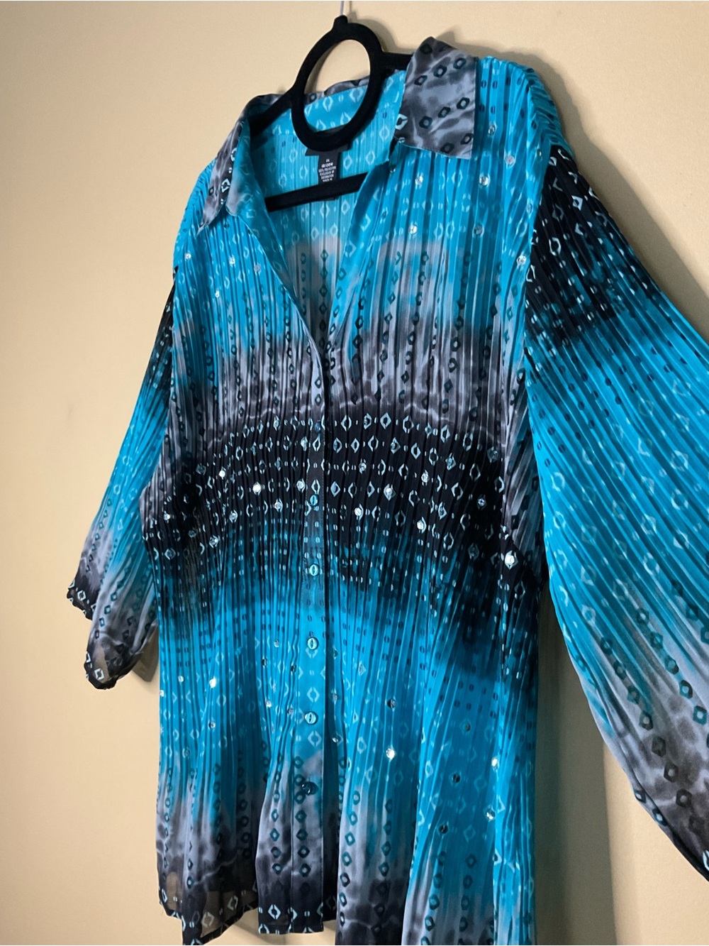Maggie Barnes Turquoise Blue Ombre Patterned Button-Down Blouse - Picture 2 of 6